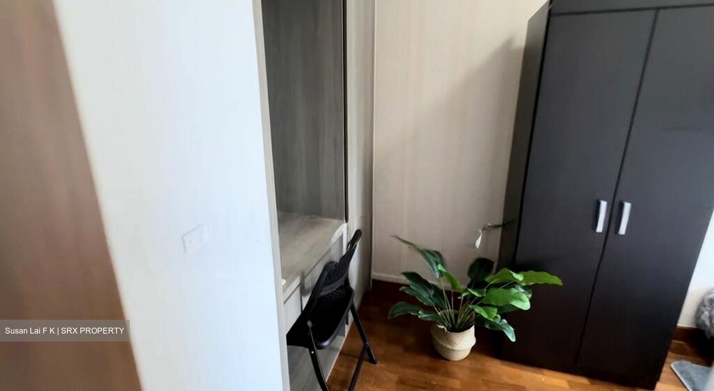 Changi South Avenue 1 (D16), Terrace #633388391